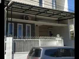 3 Bedroom Villa for sale in Wonokromo, Surabaya, Wonokromo