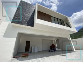 Maison 4 chambre à vendre à Santiago, Nuevo Leon, Santiago