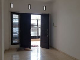 Villa 3 chambre à vendre à Dukuhpakis, East Jawa, Dukuhpakis
