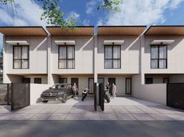3 Habitación Villa en venta en Rungkut, East Jawa, Rungkut