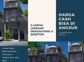 3 Habitación Villa en venta en Junrejo, East Jawa, Junrejo