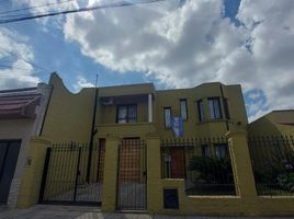 3 Bedroom House for sale in General Sarmiento, Buenos Aires, General Sarmiento