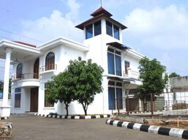 8 Kamar Rumah for sale in Cakung, Jakarta Timur, Cakung