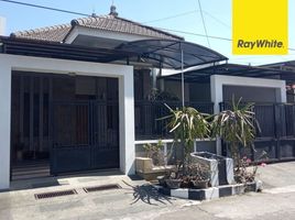 6 Bedroom Villa for sale in Kenjeran, Surabaya, Kenjeran