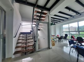 140 m² Office for rent in Parque de los Pies Descalzos, Medellín, Medellín