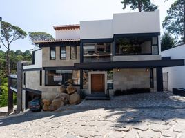 在Valle De Bravo, Mexico出租的4 卧室 屋, Valle De Bravo