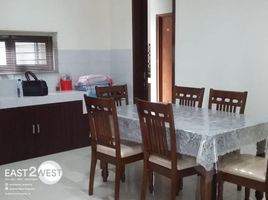 3 Kamar Vila for sale in Cipondoh, Tangerang, Cipondoh