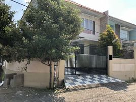 5 Bedroom House for sale in Dukuhpakis, Surabaya, Dukuhpakis