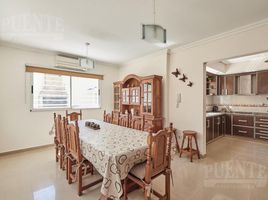 3 Bedroom House for sale in Lomas De Zamora, Buenos Aires, Lomas De Zamora