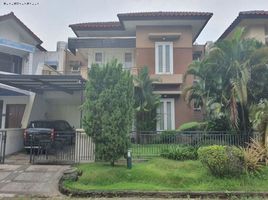 4 Habitación Villa en venta en Sukolilo, East Jawa, Sukolilo