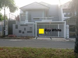 6 Bedroom Villa for sale in Kenjeran, Surabaya, Kenjeran