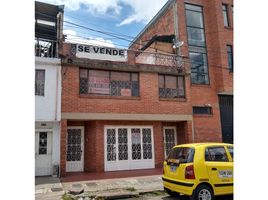 8 Bedroom Villa for sale in Santafé Mall (Centro Comercial Santafé Bogotá), Bogota, Bogota