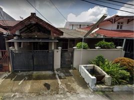 4 Schlafzimmer Villa zu verkaufen in Dukuhpakis, East Jawa, Dukuhpakis