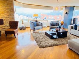 3 Bedroom Condo for sale in Bicentenario Park, Quito, Quito, Quito