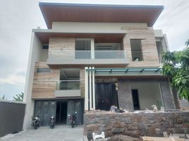 5 Bedroom House for sale in Lakarsantri, Surabaya, Lakarsantri