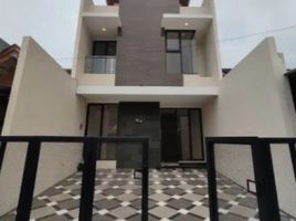 3 Bedroom House for sale in Rungkut, East Jawa, Rungkut, Surabaya, East Jawa