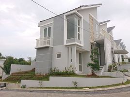 2 Kamar Vila for sale in Dau, Malang Regency, Dau