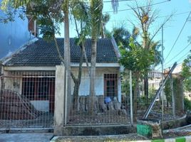 2 Schlafzimmer Villa zu verkaufen in Wiyung, East Jawa, Wiyung