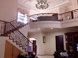 6 Bedroom House for sale in Dukuhpakis, Surabaya, Dukuhpakis