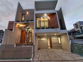 4 Bedroom House for sale in Azzahra University, Tebet, Tebet