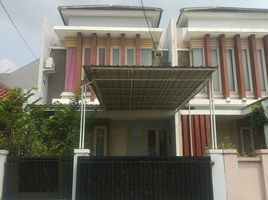 3 Bedroom House for sale in Jambangan, Surabaya, Jambangan