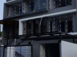 5 Schlafzimmer Haus zu verkaufen in Lakarsantri, East Jawa, Lakarsantri