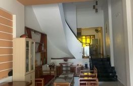 Cho thuê nhà riêng, 6 PN, 300 m², Hải Châu