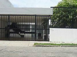 100 SqM Office for rent in Guanajuato, Leon, Guanajuato
