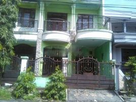 4 Schlafzimmer Haus zu verkaufen in Karangpilang, East Jawa, Karangpilang