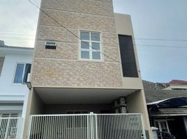 12 Habitación Villa en venta en Gunung Anyar, East Jawa, Gunung Anyar