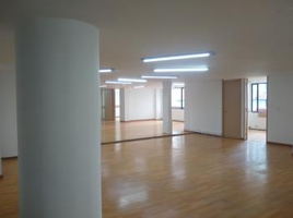 343 m² Office for rent in Bogotá, Cundinamarca, Bogotá