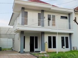 4 Kamar Rumah for sale in Lemahabang, Bekasi, Lemahabang