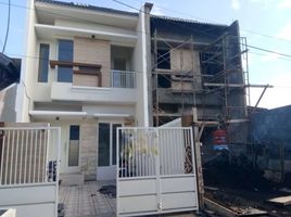 3 Habitación Villa en venta en Rungkut, East Jawa, Rungkut