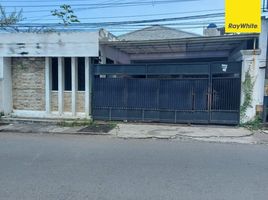 8 Habitación Villa en venta en Tenggilis Mejoyo, East Jawa, Tenggilis Mejoyo, Surabaya, East Jawa