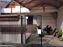 2 Schlafzimmer Villa zu verkaufen in Lakarsantri, East Jawa, Lakarsantri