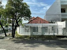 3 Bedroom House for sale in Siloam Hospitals Surabaya, Gubeng, Gubeng