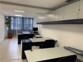 236 m2 Office for rent in Mexico City, Miguel Hidalgo, Mexico City
