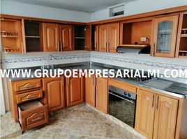 4 Habitación Villa en venta en Centro Comercial Unicentro Medellin, Medellín, Medellín