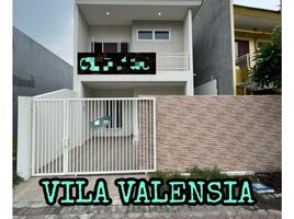 3 Bedroom Villa for sale in Gubeng, Surabaya, Gubeng