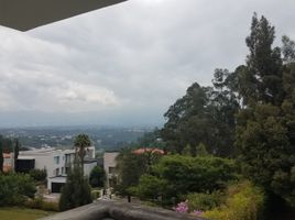 4 Bedroom House for sale in Quito, Pichincha, Nayon, Quito