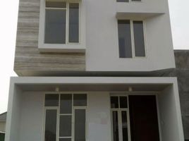 4 Habitación Villa en venta en Mulyorejo, East Jawa, Mulyorejo