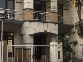 4 Schlafzimmer Villa zu verkaufen in Wiyung, East Jawa, Wiyung