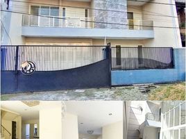 5 Schlafzimmer Villa zu verkaufen in Rungkut, East Jawa, Rungkut