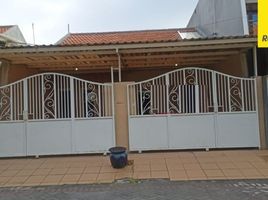 4 Kamar Rumah for rent in East Jawa, Sukolilo, Surabaya, East Jawa