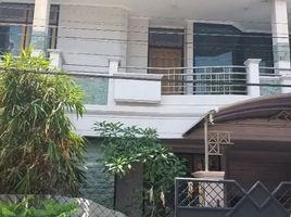 5 Bedroom House for sale in Wonocolo, Surabaya, Wonocolo