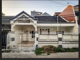 4 Bedroom House for sale in Kenjeran, Surabaya, Kenjeran