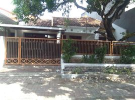 5 Kamar Rumah for rent in Dukuhpakis, Surabaya, Dukuhpakis