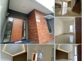 Villa 4 chambre à vendre à Margacinta, West Jawa, Margacinta