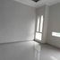 Maison 4 chambre à vendre à Gunung Anyar, East Jawa, Gunung Anyar