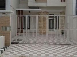 4 Habitación Villa en venta en Sukolilo, East Jawa, Sukolilo